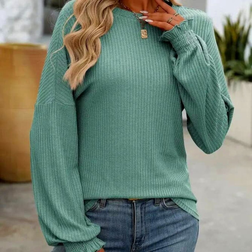 Women's Comfy Long-Sleeved Sweater - Lake Green